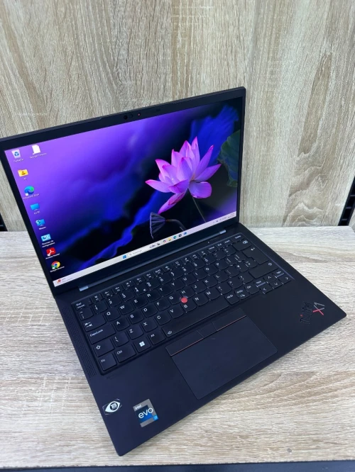 LENOVO ThinkPad X1 Carbon Gen10 | i7-1260P | 16 GB RAM DDR5 | 512 SSD NVMe
