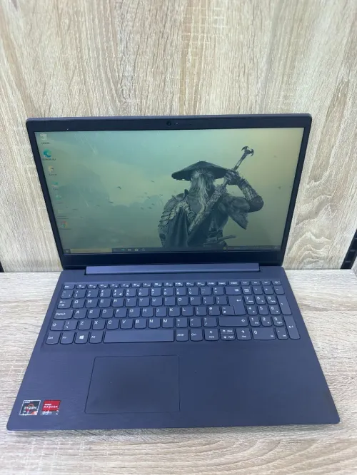 LENOVO V15 | AMD RYZEN 5 3500U | 8 GB RAM | 256 GB SSD
