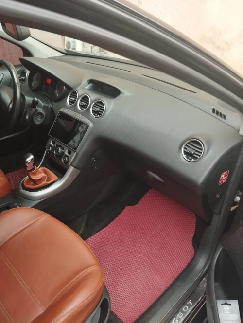 Peugeot 308 2012 