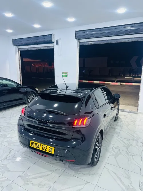 Peugeot 208 2022 Allure