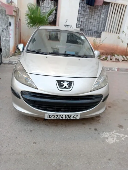 Peugeot 207 2008 207