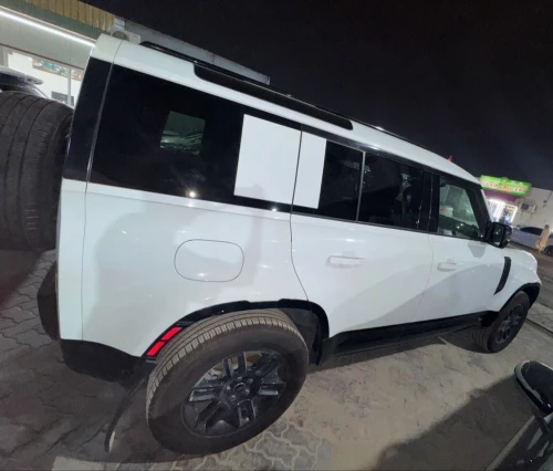 Land Rover Defender 2025 Defend SE