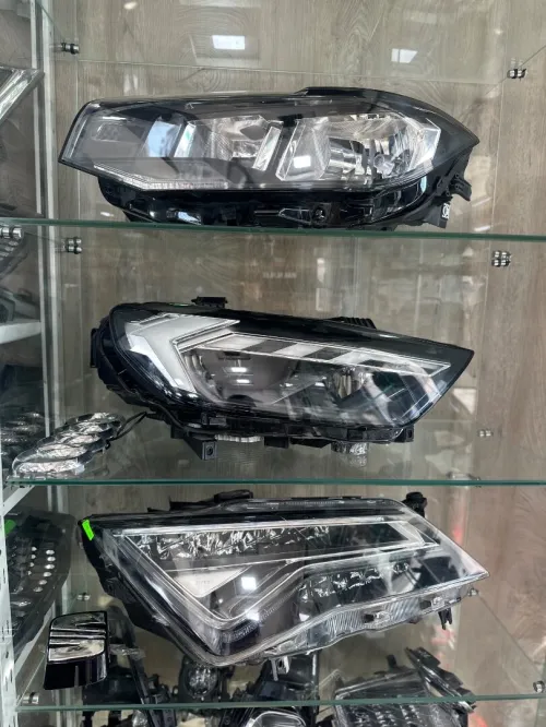 Phare Audi A3 nouveau / A1 nouveau / Clio 5 / T-cross / ateca / A3 2017 / S3 2015 / Golf 8 /308 gt 