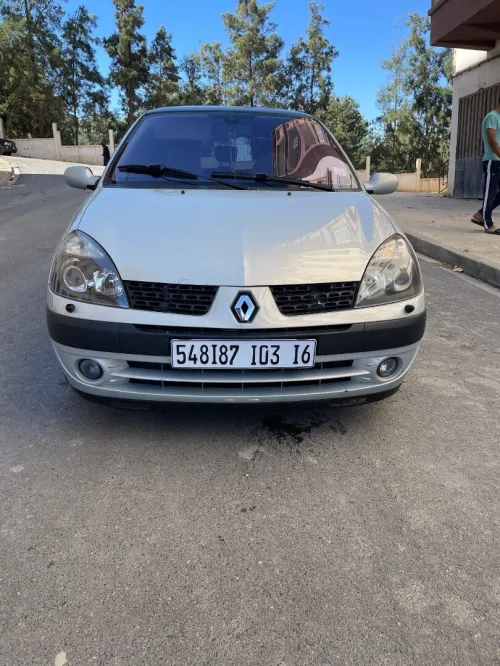 Renault Clio 2 2003 PRIVLEGE