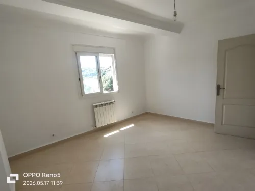 Location Appartement F4 Alger Saoula