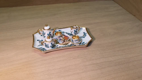 Mini dinette, service à café miniature en porcelaine de Limoges Signé Watteau Made in France