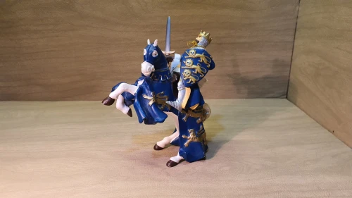 Figurine Chelvalier  de la marque Papo France: roi Richard bleu 