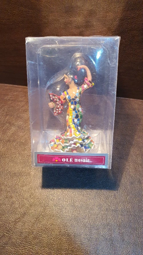 Figurine miniature OLE Mosaic , fait main