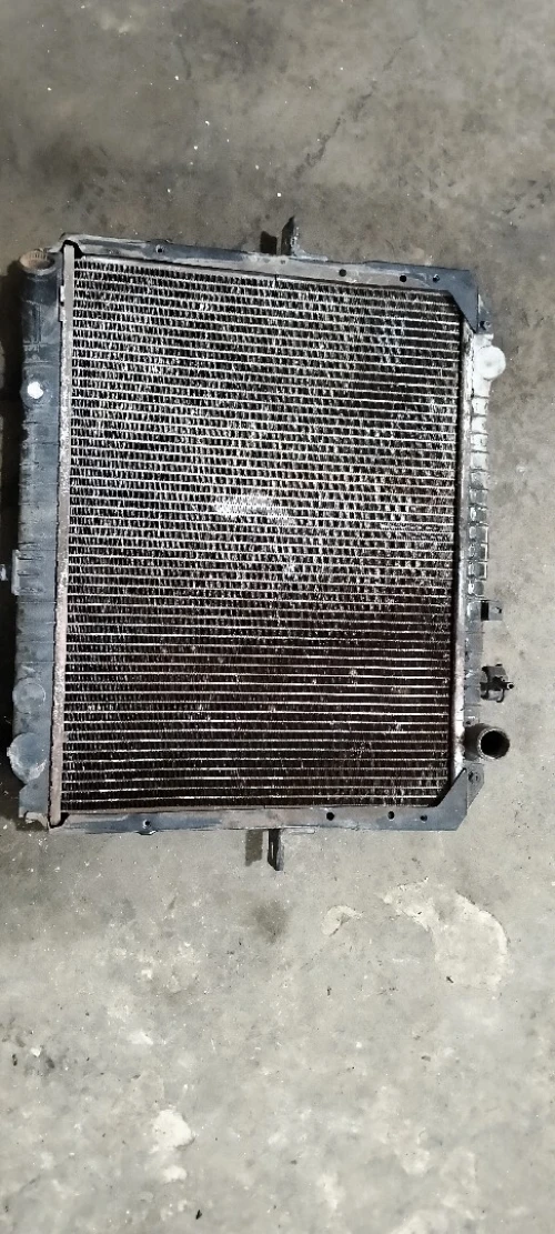 RADIATEUR KIA 2700/JMC