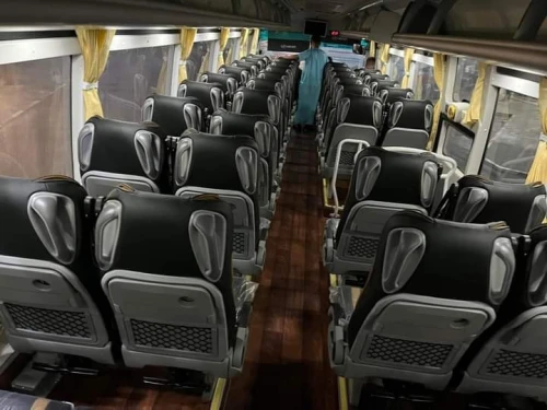 Location des bus et van avec chauffeur  