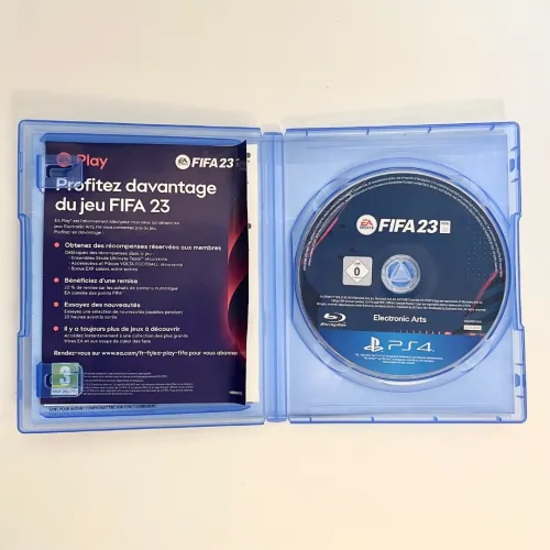 Cd Fifa23 presque neuf pour ps4
