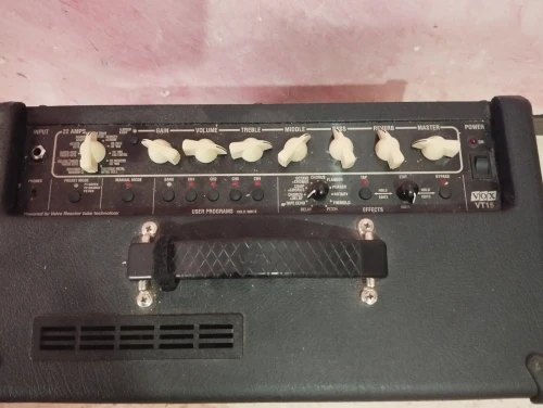 Guitar electric + Amp vox vt15
