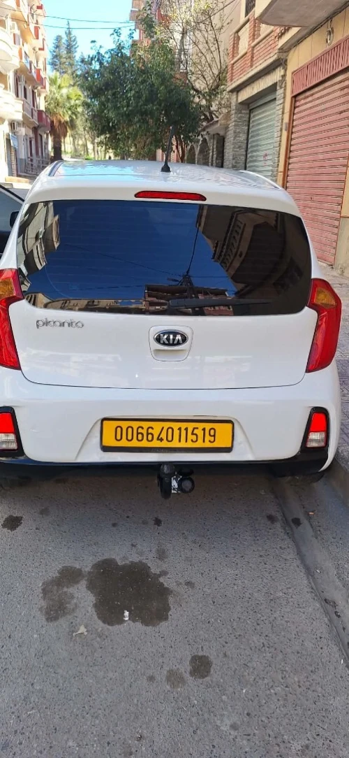 Kia Picanto 2015 Brazilia robo