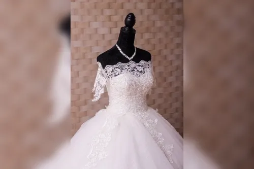 Robes blanche neuf