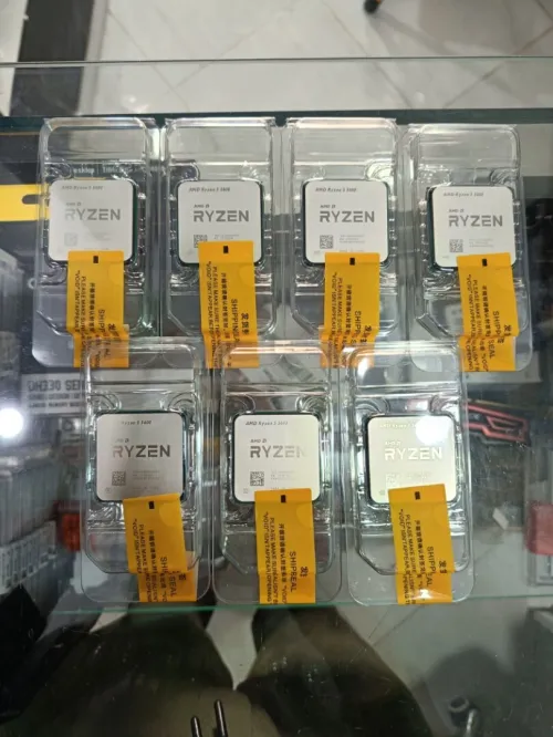 AMD RYZEN 5 5600 TRAY