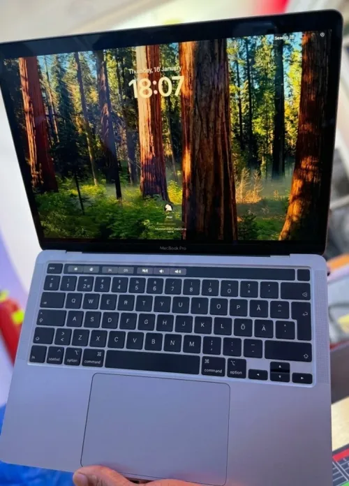 Macbook pro m1 2020 16/512GB