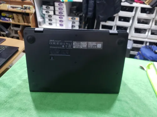ASUS E210 Celeron N402 4go-64gb ssd
