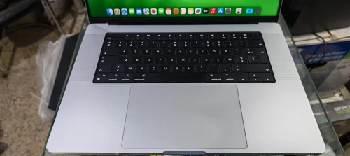 MacBook Pro 16" M1 Max 64G 8To