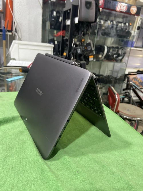 Asus Transformer Book T100ha-ATOM - 4GO-128GB SSD-TACTILE 2EN 1 TABLETE ECRAN FISSURE