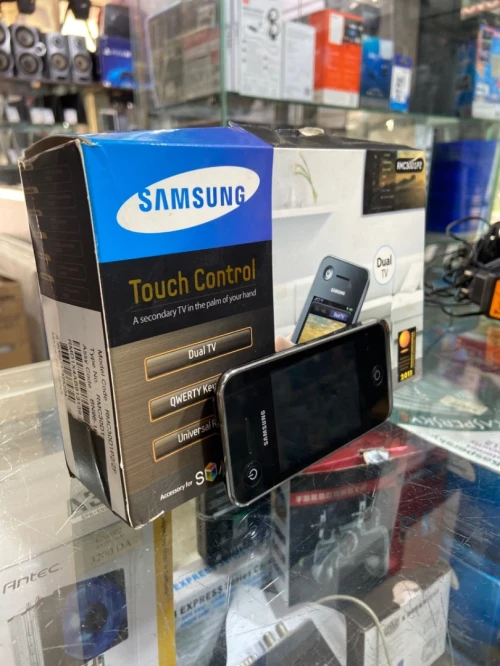 Samsung TOUCH CONTROL RMC30D1P2 – télécommande à écran tactile