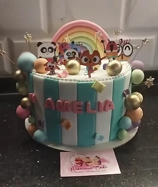 cake design et layer cake gâteaux d'anniversaires personnalisés PROMO été