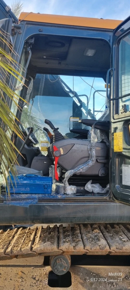 Hyundai Pelle 340 2024