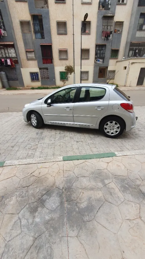 Peugeot 207 plus 2013 207 plus