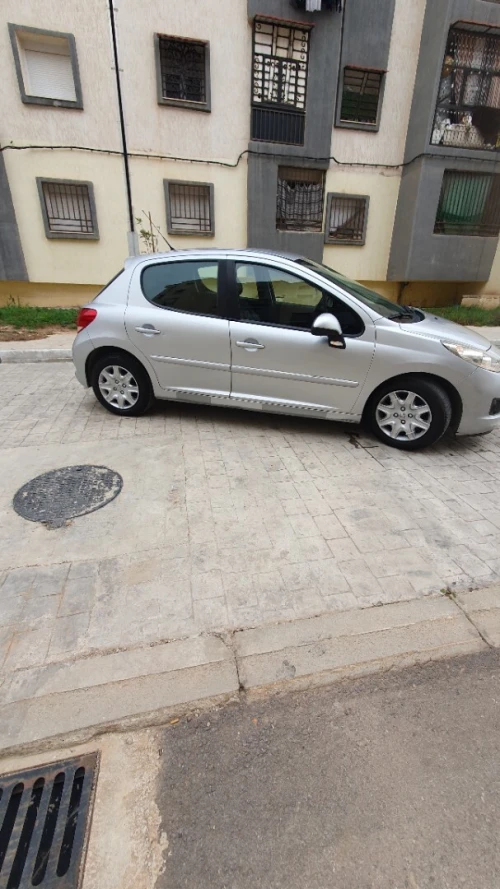 Peugeot 207 plus 2013 207 plus