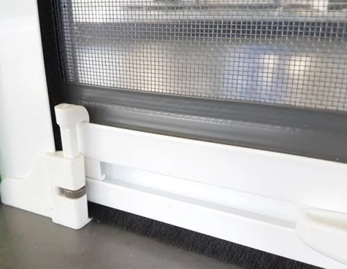 Moustiquaire enrouleur sur mesure