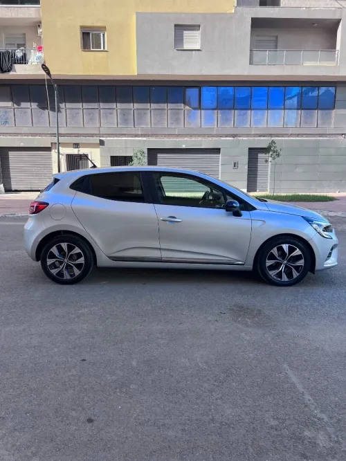 Renault Clio 5  2023 Evolution