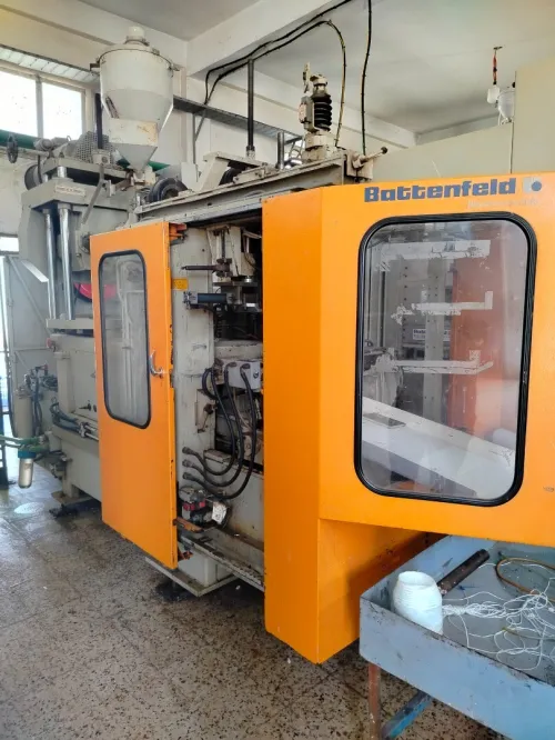 Machine souffleuse PEHD 1 L 2 caveti