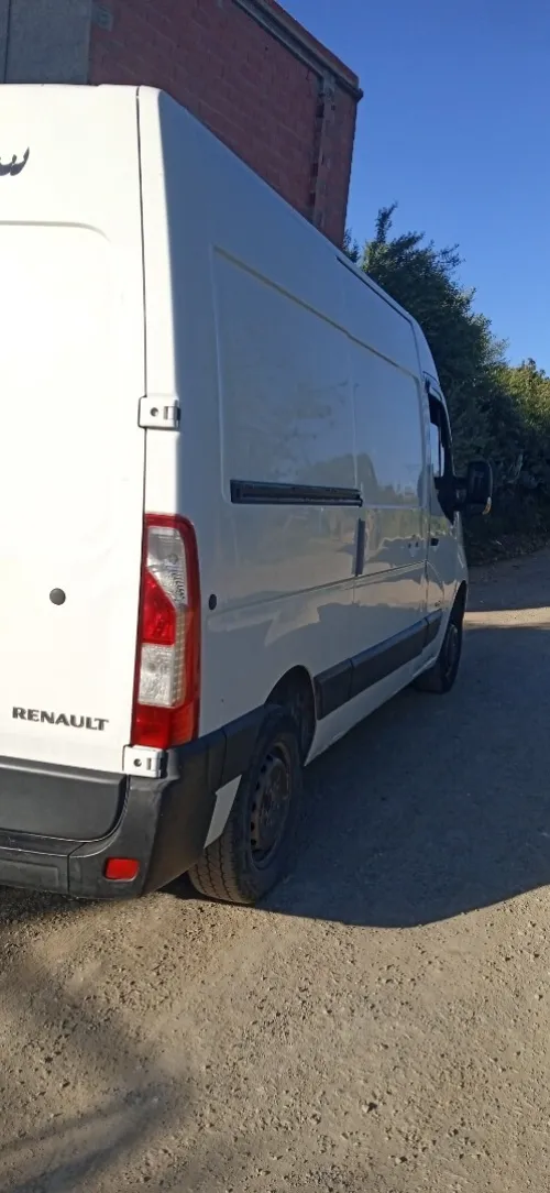 Renault master 2012