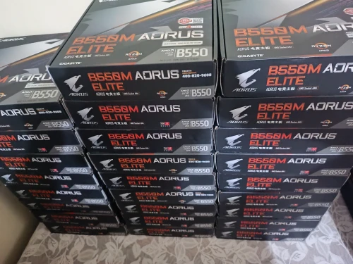 CARTE MERE B550m Aorus Elite rev 1.3