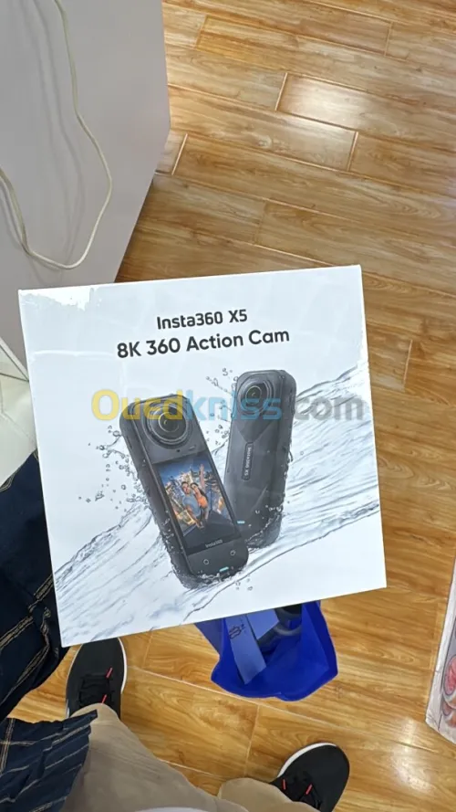 Insta360 X5