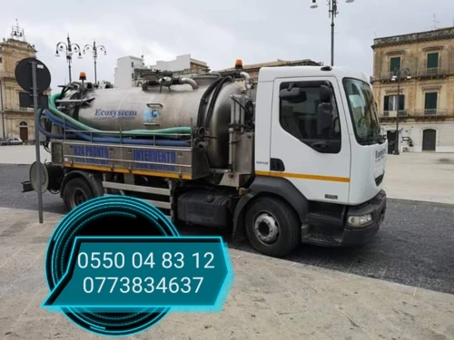 Camion vidange fosse septique Débouchage canalisation curage.
