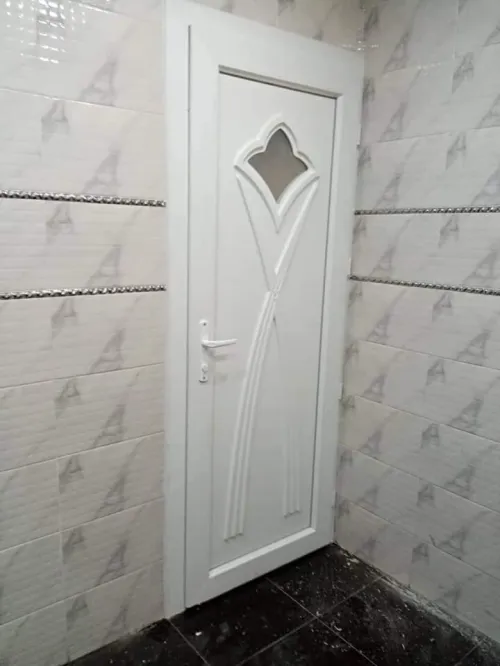 Porte en pvc pour chambres et sanitaires