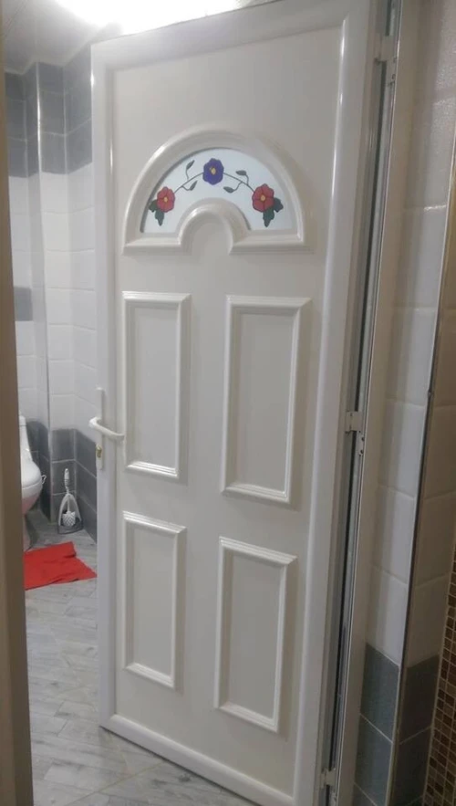 Porte en pvc pour chambres et sanitaires