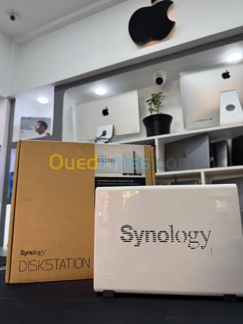 Disk Station (NAS)