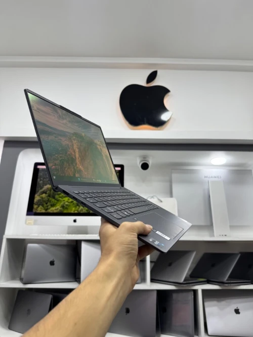 Lenovo yoga slim 