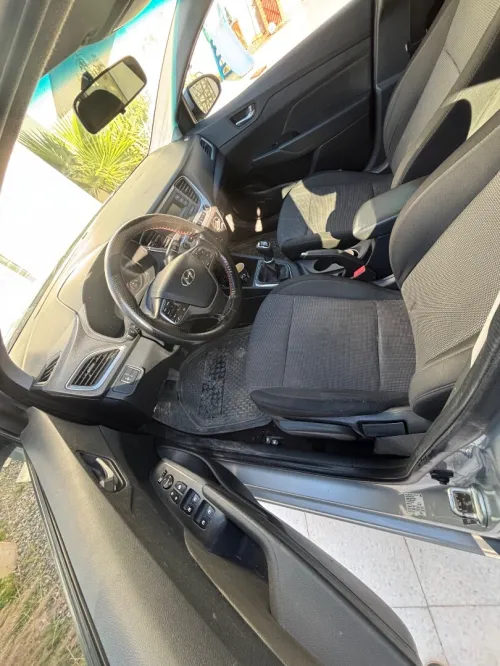 Hyundai Accent RB  5 portes 2019 GL DZ