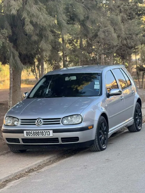 Volkswagen Golf 4 2003 Spécial