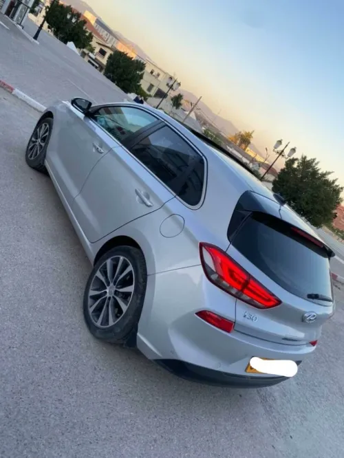 Hyundai i30 2018 Toute options