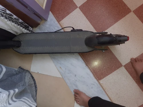 للبيع Trottinette Électrique Ninebot G30 Max بحالة ممتازة