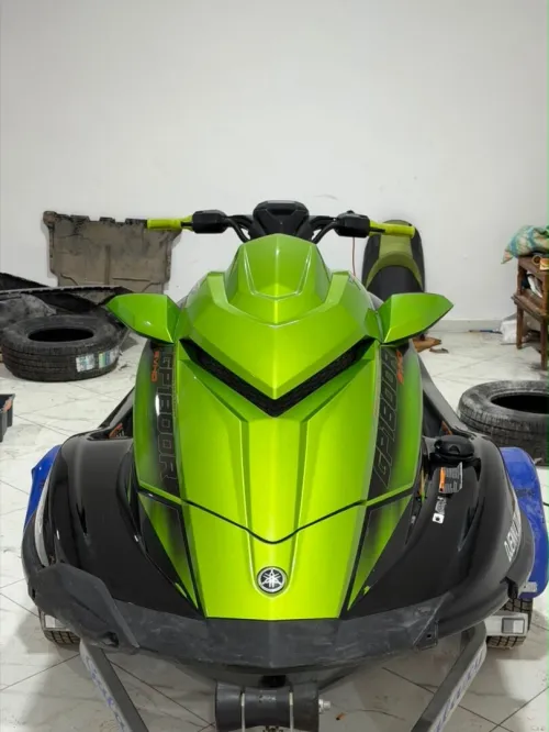 Jet-ski 2024
