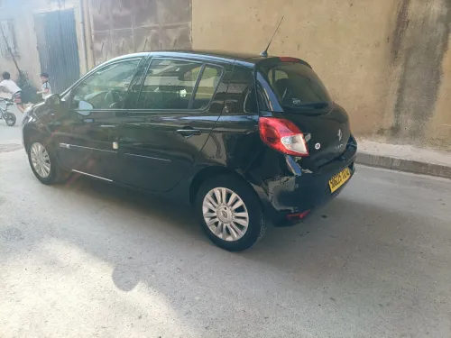 Renault Clio 3 2012 Night and Day