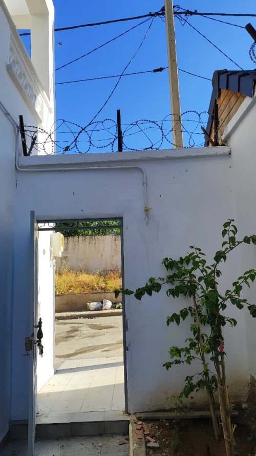 Location Appartement Niveau de villa F4 Constantine Ain smara