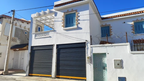 Location Appartement Niveau de villa F4 Constantine Ain smara