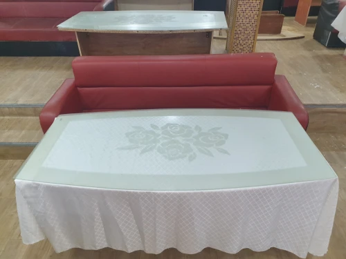 Table avec fauteuille
