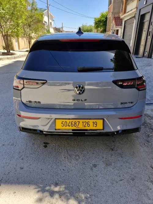 Volkswagen Golf 8 2026 R