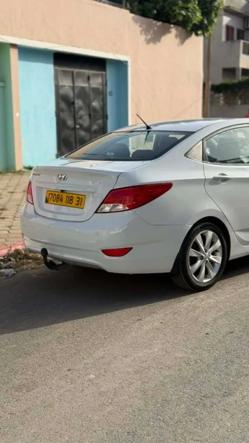 Hyundai Accent RB  4 portes 2018 Accent RB  4 portes